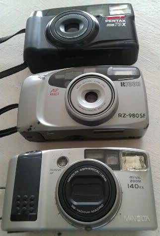 VINTAGE CAMERAS PENTAX 70X  , RICOH RZ-989SF,MINOLTA RIVA 120 ex (GD FOR COLLECTOR)